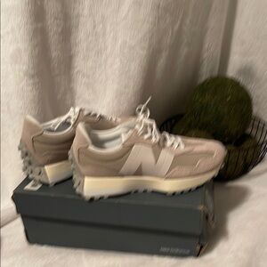 New Balance Beige Sneakers
